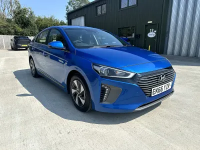 Used Hyundai Ioniq Premium 141 HP (103 kW) 2016 Blue Hatchback