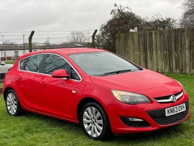 Used Vauxhall Astra 2013 Red Hatchback