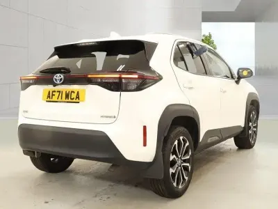 Used Toyota Yaris Cross Design 116 HP (85 kW) 2021 White SUV