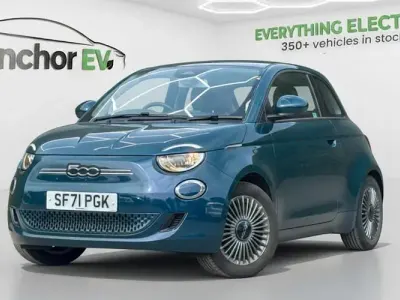 Używany Fiat 500e Passion 86 kW (118 KM) 2021 Zielony Hatchback