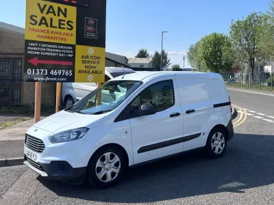 Used Ford Transit Courier Trend 2019 White Van