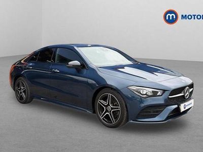 Begagnad Mercedes CLA200 AMG Line Premium 163 HK (119 kW) 2022 Blå Sportkupé