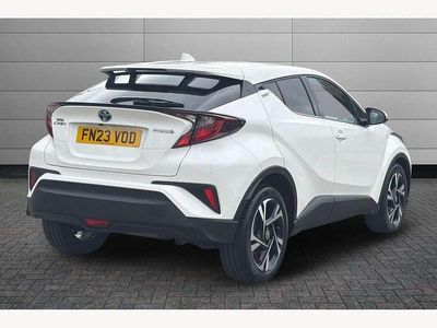 Używany Toyota C-HR Design 122 KM (89 kW) 2023 Biały SUV