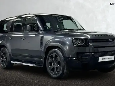 Usado Land Rover Defender HSE Dynamic 300 CV (220 kW) 2023 Gris SUV