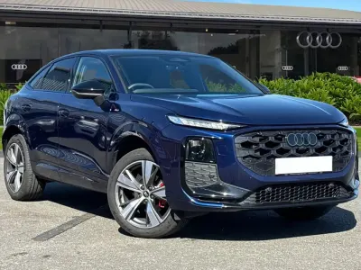 Usado Audi Q3 Comfort 150 HP (110 kW) 2026 Azul SUV