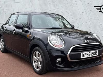 Used Mini ONE Hatch 101 HP (74 kW) 2016 Black Hatchback
