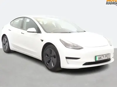 Used Tesla Model 3 Standard Range Plus 366 kW (498 HP) 2021 Sedan