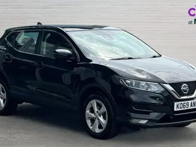 Used Nissan Qashqai Acenta Premium 160 HP (117 kW) 2020 Black SUV
