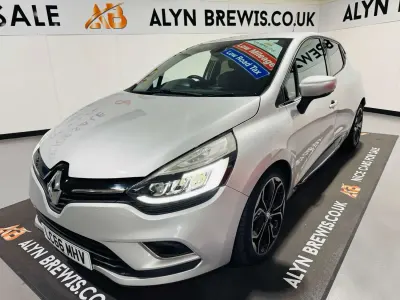 Usado Renault Clio IV Dynamique 2017 Prateado Citadino