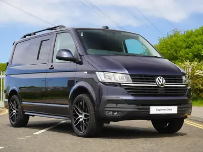 Begagnad VW Transporter Highline 2021 Blå Van