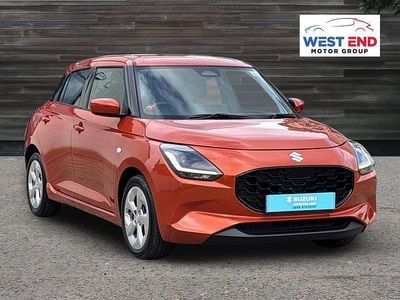 Begagnad Suzuki Swift 2024 Orange Halvkombi