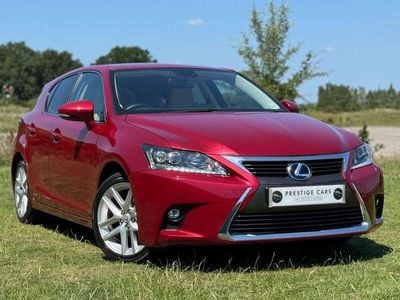 Lexus CT200h