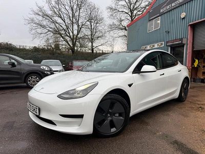 Used Tesla Model 3 Standard Range 52 kW (72 HP) 2020 White Sedan