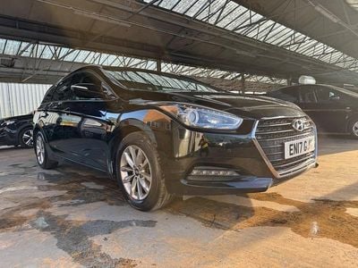 Used Hyundai i40 SE 141 HP (103 kW) 2017 Black Estate