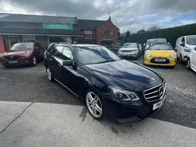 Used Mercedes E220 AMG 174 HP (127 kW) 2016 Blue Estate
