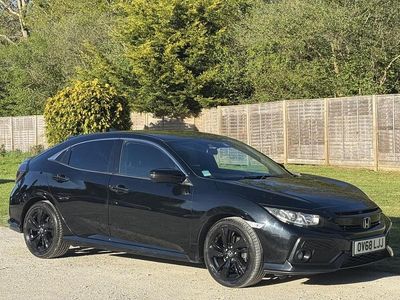 Begagnad Honda Civic SR 120 HK (88 kW) 2018 Svart Halvkombi