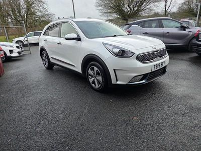 Used Kia Niro 139 HP (102 kW) 2019 White SUV