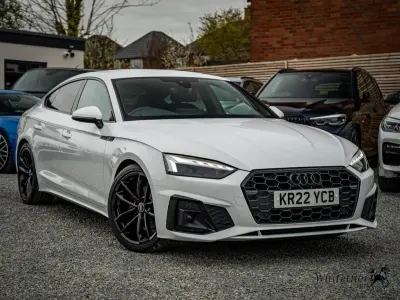 Usado Audi A5 Sportback S-Line 163 CV (119 kW) 2022 Blanco Utilitario