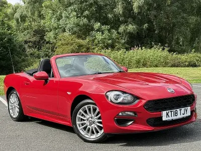 Used Fiat 124 Spider Classica 140 HP (102 kW) 2018 Red Cabriolet