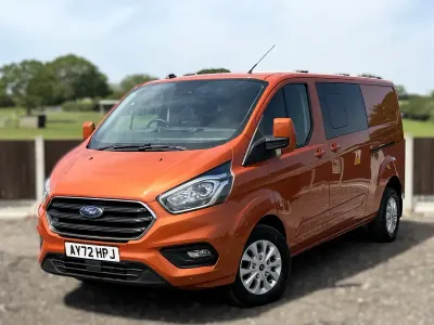 Used Ford Transit Custom Limited 170 HP (125 kW) 2022 Orange Van