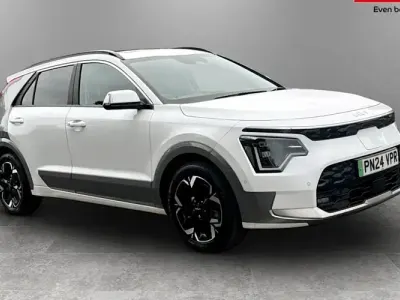 Used Kia e-Niro 150 kW (204 HP) 2024 White SUV