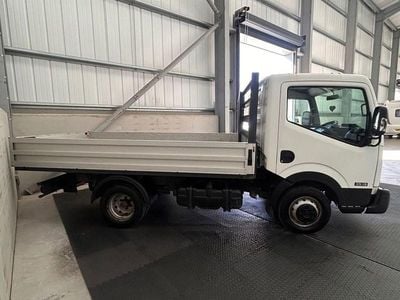 Used Nissan Cabstar 130 HP (95 kW) 2019 White Pickup