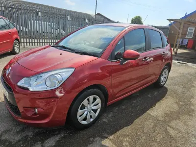 Used Citroën C3 60 HP (44 kW) 2011 Red Hatchback