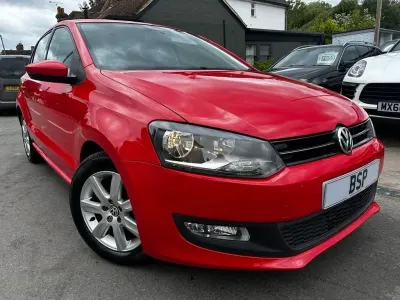 Usado VW Polo Match 60 CV (44 kW) 2011 Rojo Utilitario