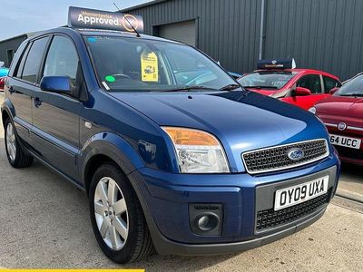Used Ford Fusion 99 HP (72 kW) 2009 Blue Hatchback
