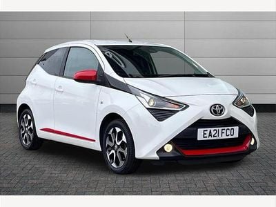 Used Toyota Aygo Trend 72 HP (52 kW) 2021 White flash Hatchback