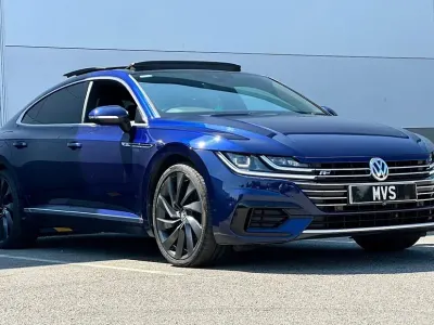 Used VW Arteon R-line 190 HP (139 kW) 2018 Blue Hatchback