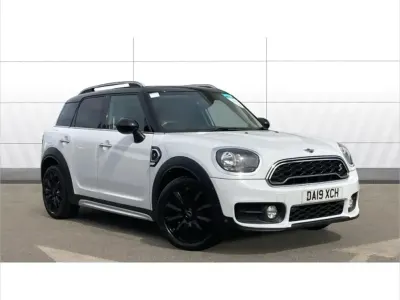 Used Mini Cooper S Countryman Classic 188 HP (138 kW) 2019 White SUV