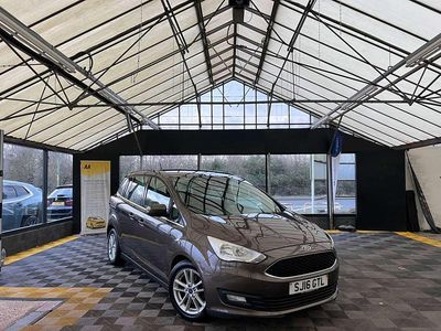 Used Ford Grand C-Max Zetec 120 HP (88 kW) 2016 Brown MPV