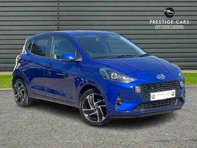 Used Hyundai i10 Premium 67 HP (49 kW) 2022 Blue Hatchback