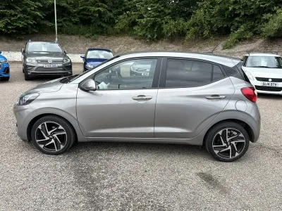 Used Hyundai i10 Premium 2023 Bronze Hatchback