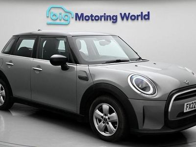 Begagnad Mini Cooper Classic 136 HK (100 kW) 2022 Grå Halvkombi