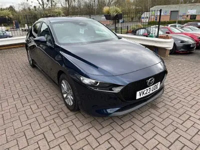 Gebraucht Mazda 3 Prime-Line 122 PS (89 kW) 2023 Blau Kleinwagen