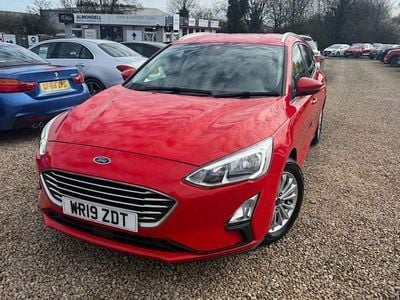 Used Ford Focus Titanium 125 HP (91 kW) 2019 Red Estate