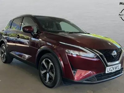 Used Nissan Qashqai N-Connecta 158 HP (116 kW) 2024 Red SUV