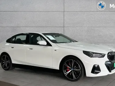 Usado BMW i5 M Sport 246 kW (335 CV) 2024 Blanco