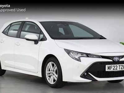 Used Toyota Corolla 122 HP (89 kW) 2022 Pure white Hatchback