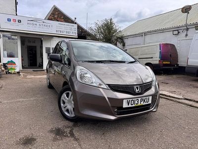 Used Honda Jazz S 90 HP (66 kW) 2013 Brown Hatchback