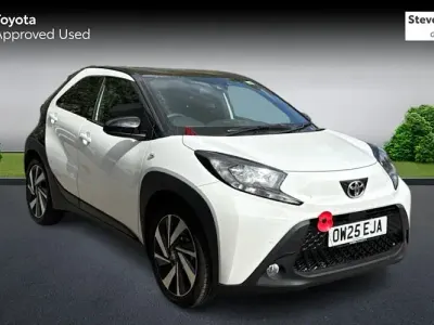 Used Toyota Aygo X 72 HP (52 kW) 2025 White SUV