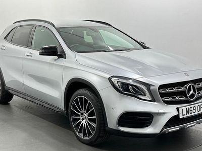 Mercedes GLA200