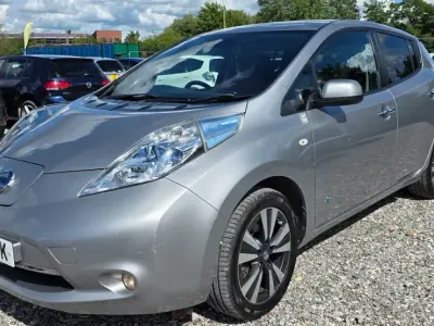 Used Nissan Leaf Tekna 80 kW (109 HP) 2016 Silver Hatchback