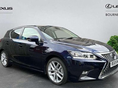 Lexus CT200h
