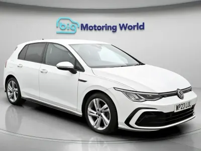 Used VW Golf VIII R-line 150 HP (110 kW) 2023 White Hatchback