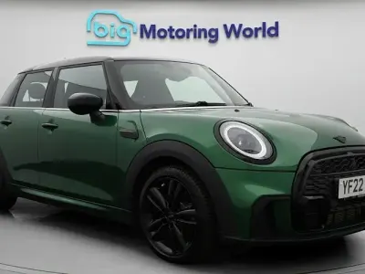 Used Mini Cooper Hatch 136 HP (100 kW) 2022 Green Hatchback