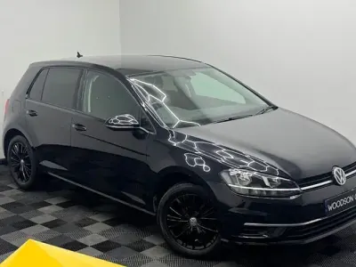 Used VW Golf VII SE 125 HP (91 kW) 2017 Black Hatchback