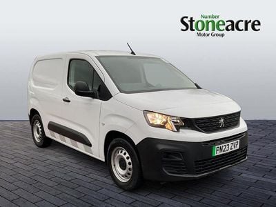 White Used 2023 Peugeot E-Partner Premium MPV | £9,995 (Super price)